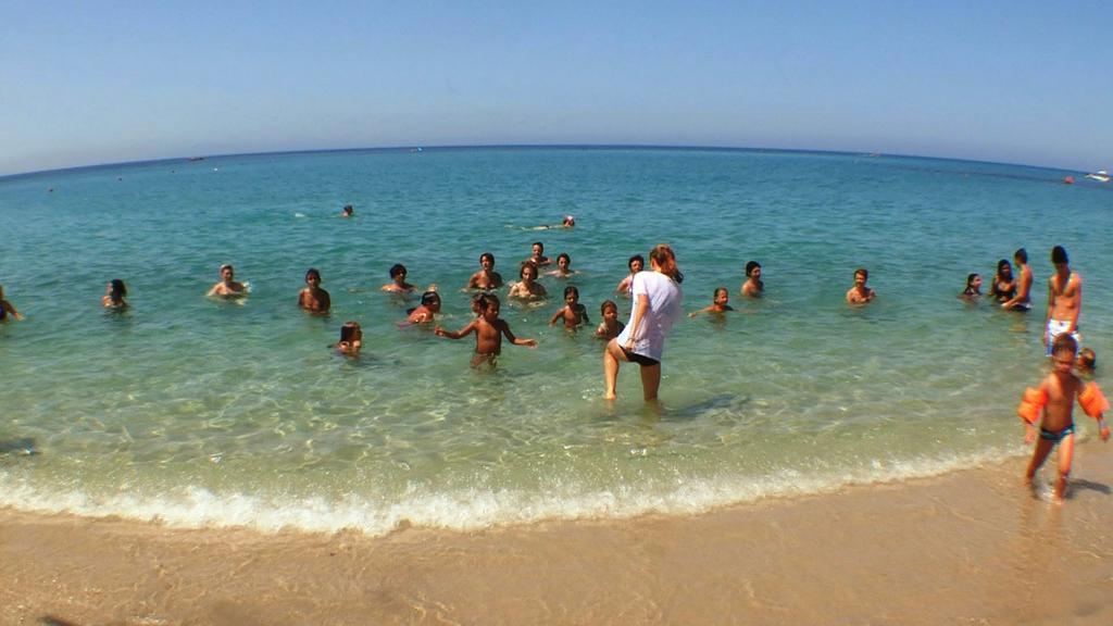 Baia Del Capo Hotel Рикади Екстериор снимка